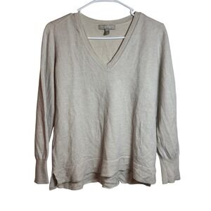 Banana Republic Petite L Extra Fine Merino Wool V Neck Sweater Light Beige
